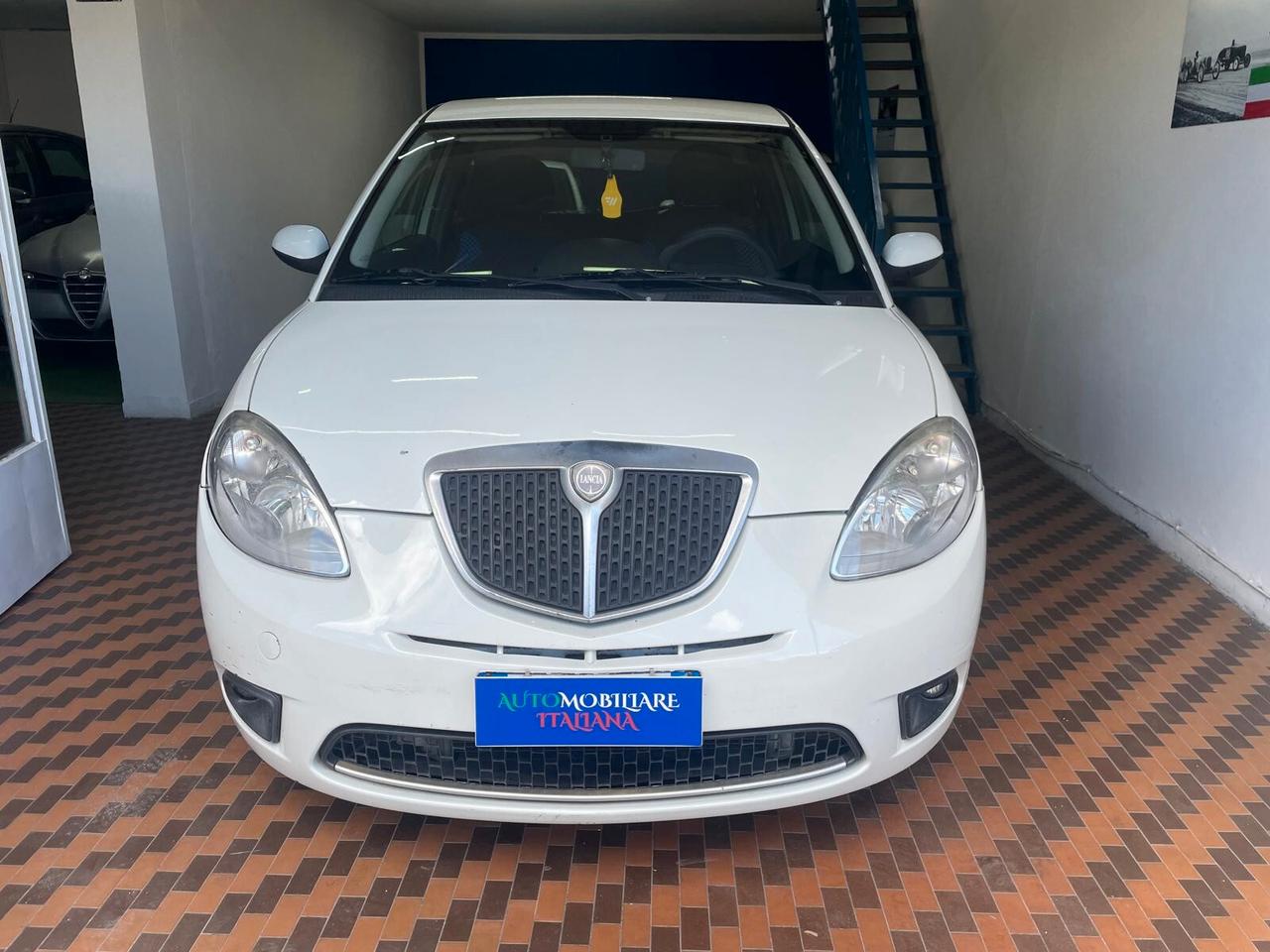 Lancia Ypsilon 1.4 Ecochic GPL
