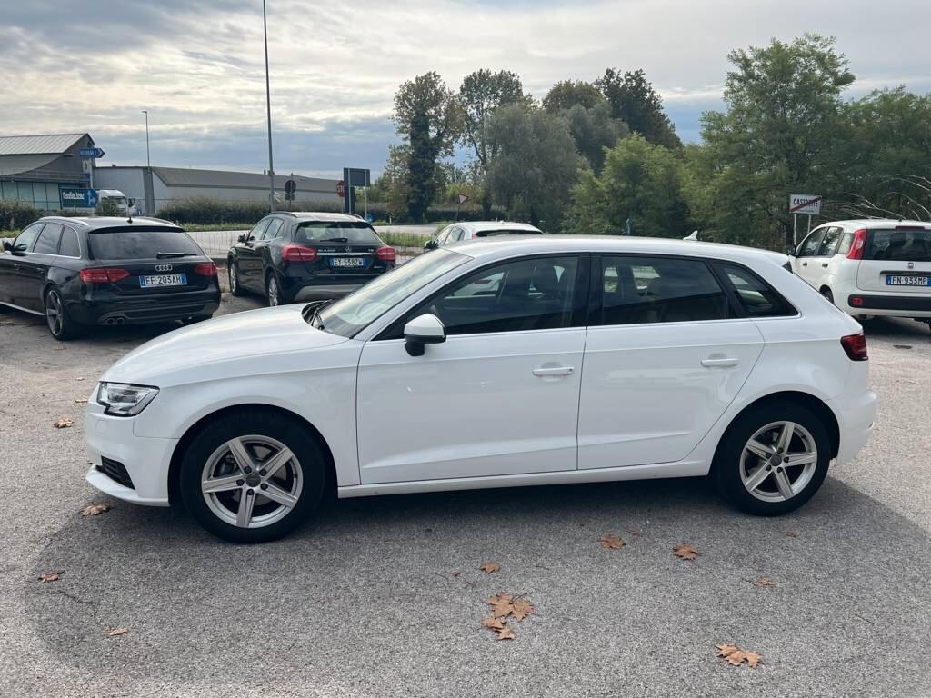 Audi A3 SPB 1.6 TDI 116 CV S tronic Design