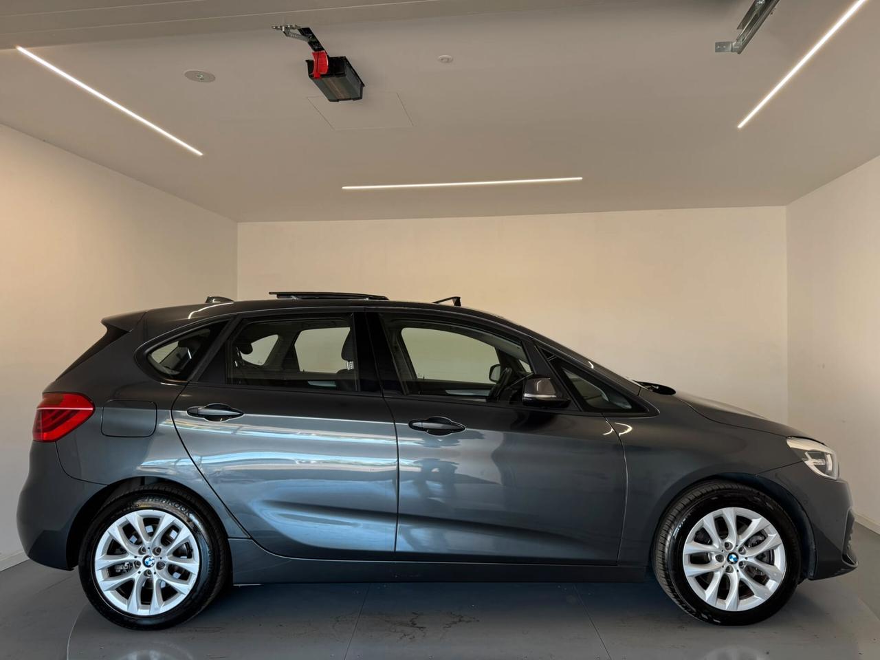 Bmw 2er Active Tourer 225xe iPerformance Business aut.
