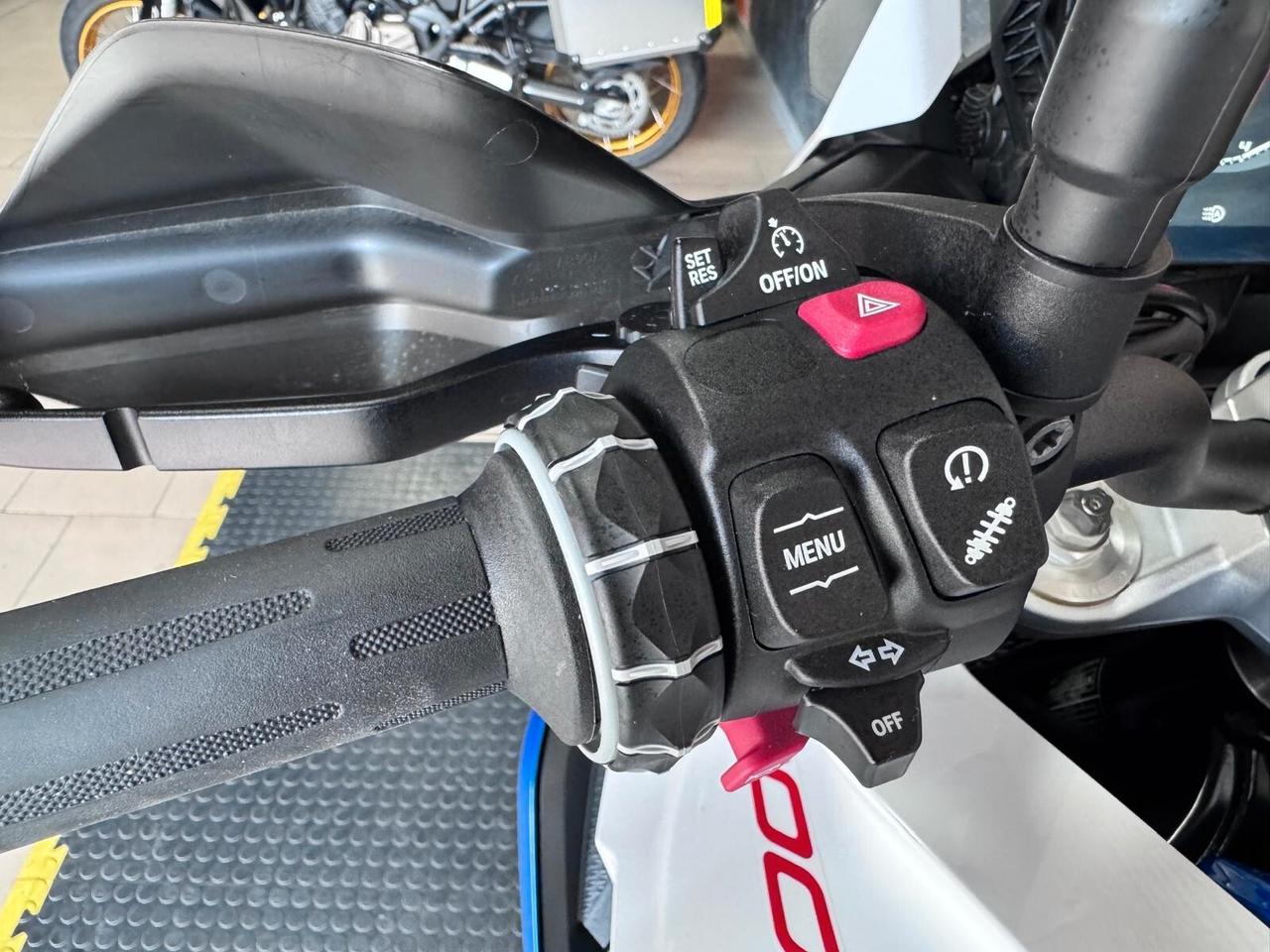 Bmw F 900 XR