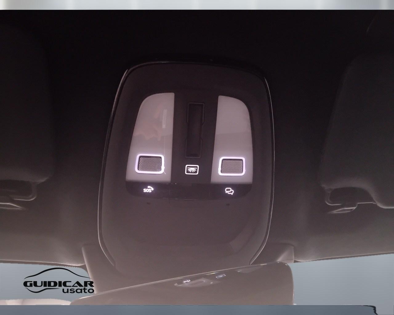VOLVO XC90 II 2015 - XC90 2.0 b5 Ultimate Bright awd 7p.ti auto
