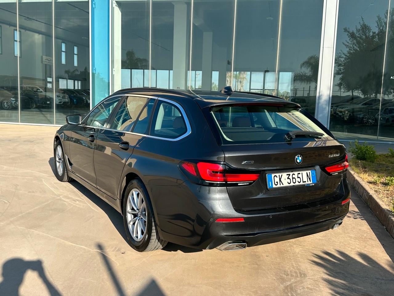 BMW 520 d xdrive Luxury possibilità noleggio no scoring