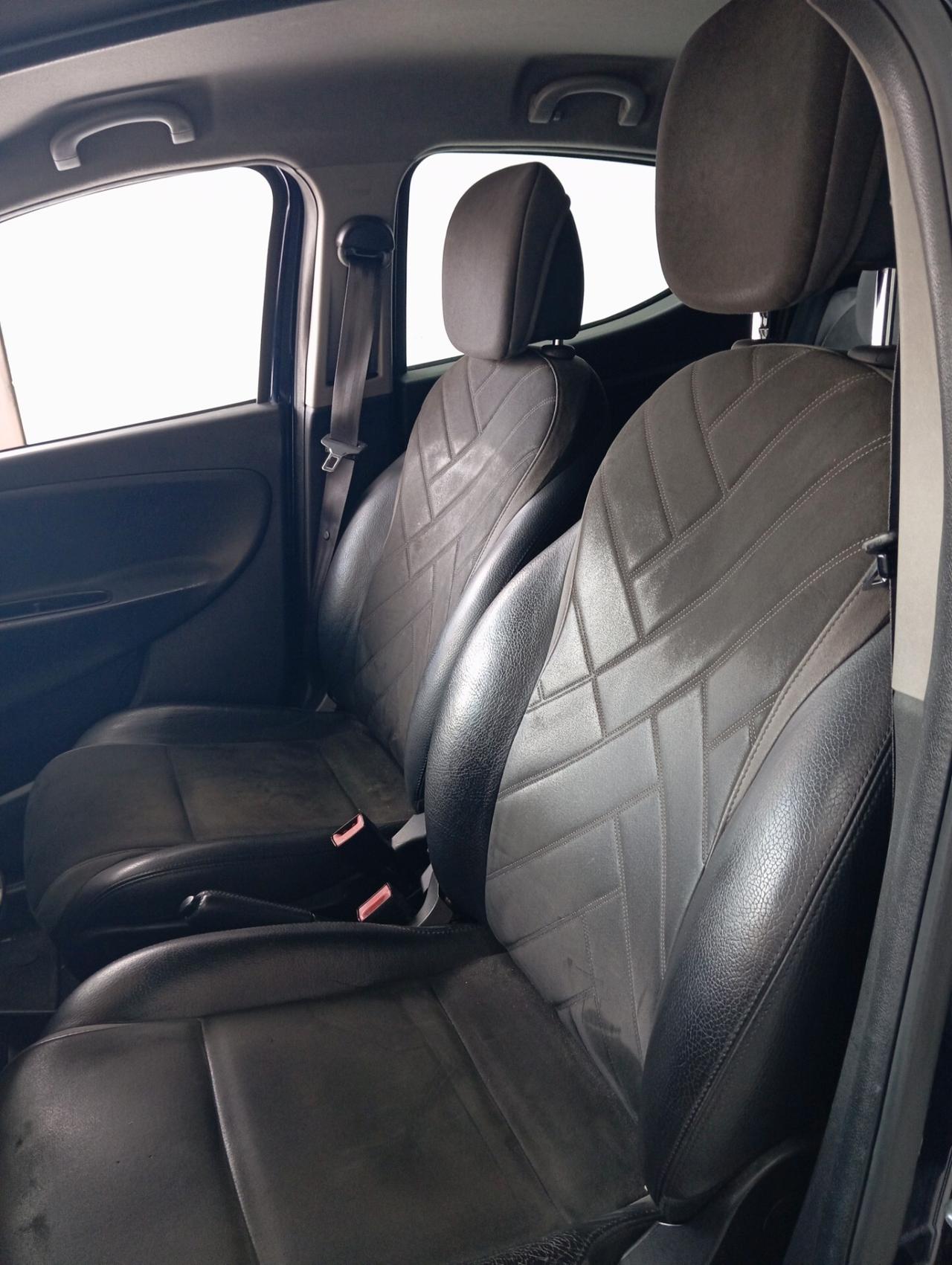 Lancia Ypsilon 1.3 mtj 2016 CON GARANZIA