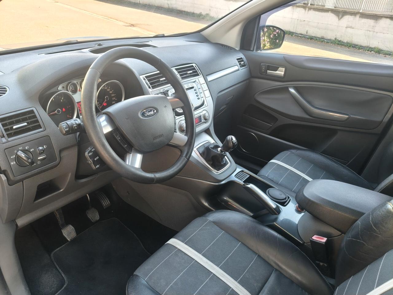 Ford Kuga 2.0 TDCi 4WD SOLO 128.000 KM