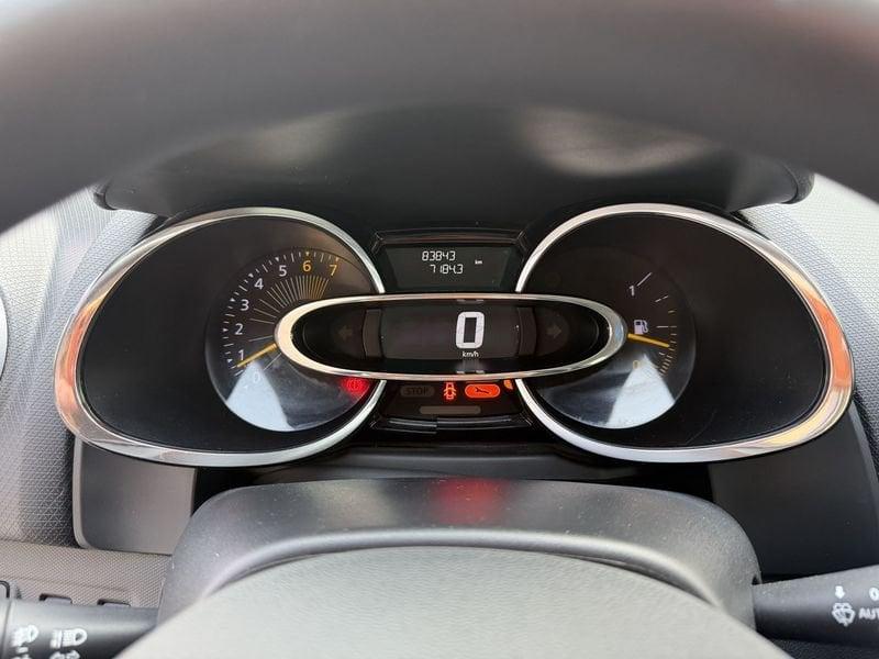 Renault Clio Clio 5p 1.2 Costume National DUEL 75cv FULL OPTIONAL