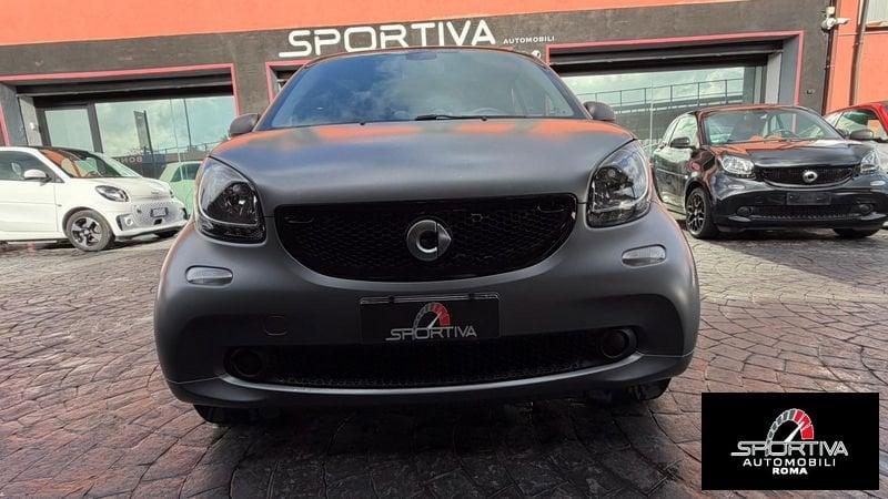 smart fortwo PACCHETTO SPORT OPACA RATA MENSILE 210,00 EURO fortwo 70 1.0 Passion