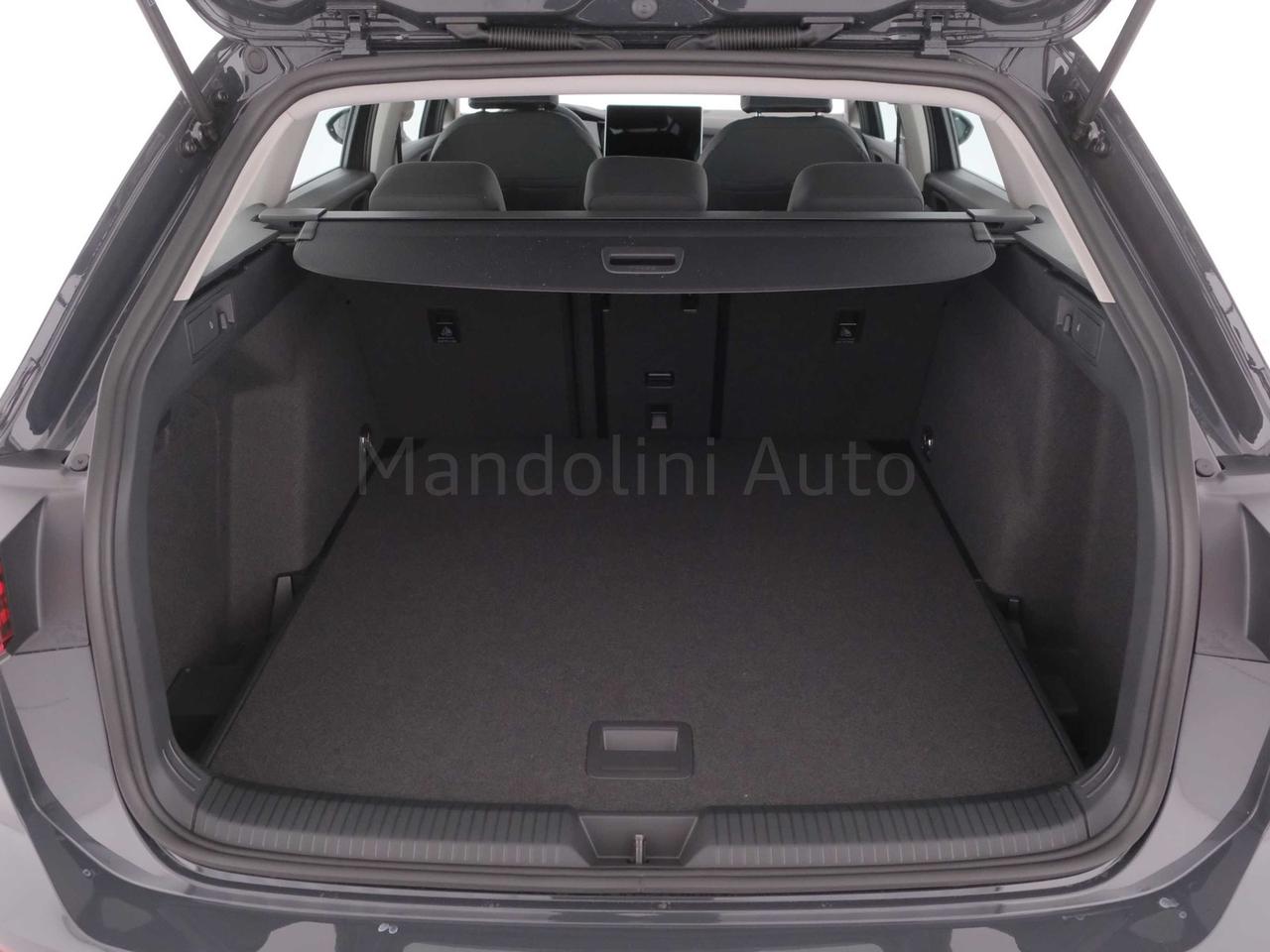 Volkswagen Golf variant 2.0 tdi scr 150cv life dsg