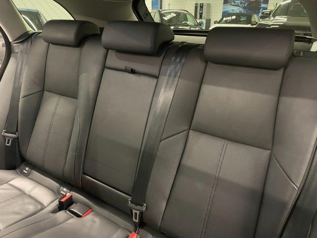 LAND ROVER Range Rover Velar 2.0D I4 204 CV R-Dynamic SE