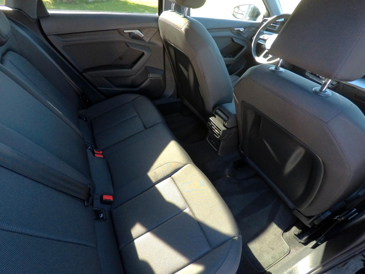 Audi A3 SPB 35 TDI S tronic Business Advanced