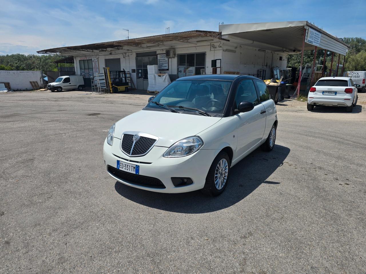 Lancia Ypsilon 1.2 Argento