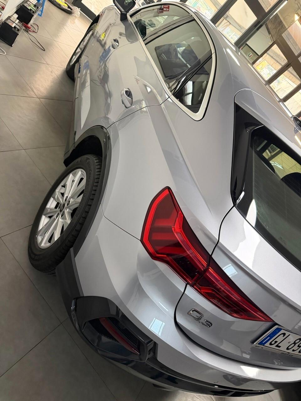 Audi Q3 SPB 35 TDI S tronic Business Plus