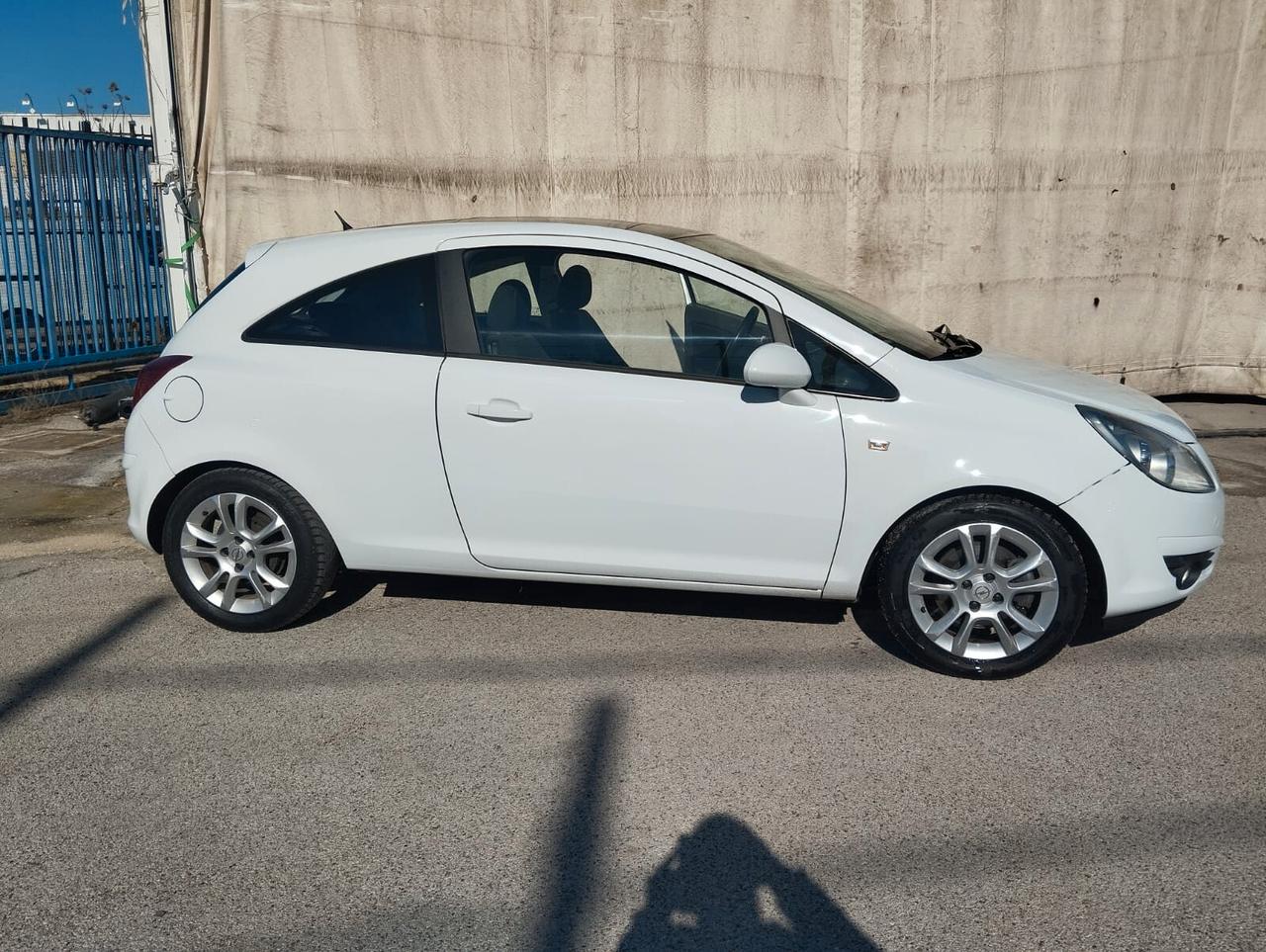 Opel Corsa 1.3 CDTI 90CV 3 porte Sport