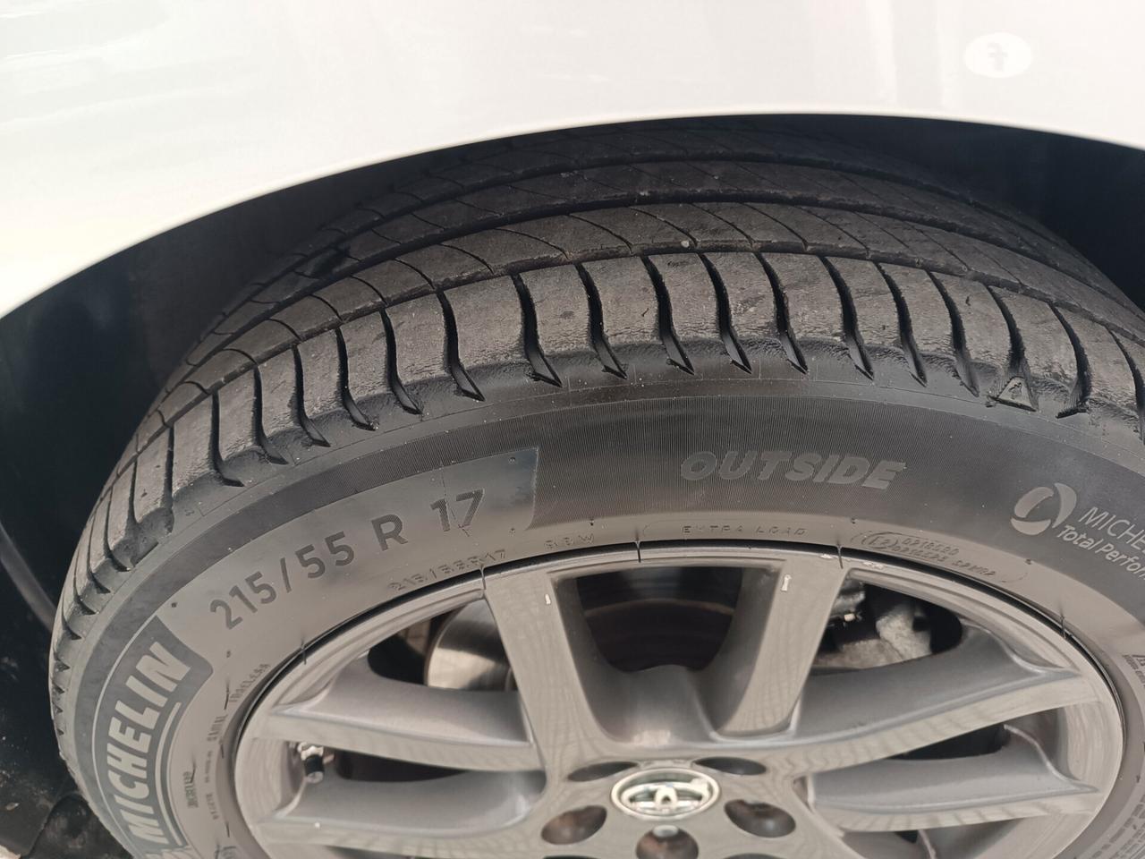 Toyota Verso 1.6 D-4D Style 110 CV TETTO CAMERA NAVI