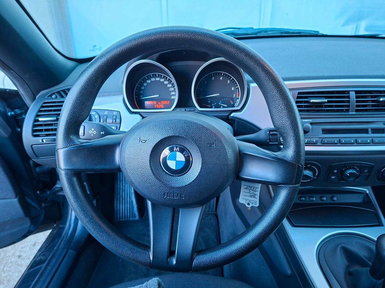 Bmw Z4 roadster 2.0i *VERDE TIEFGRUN*