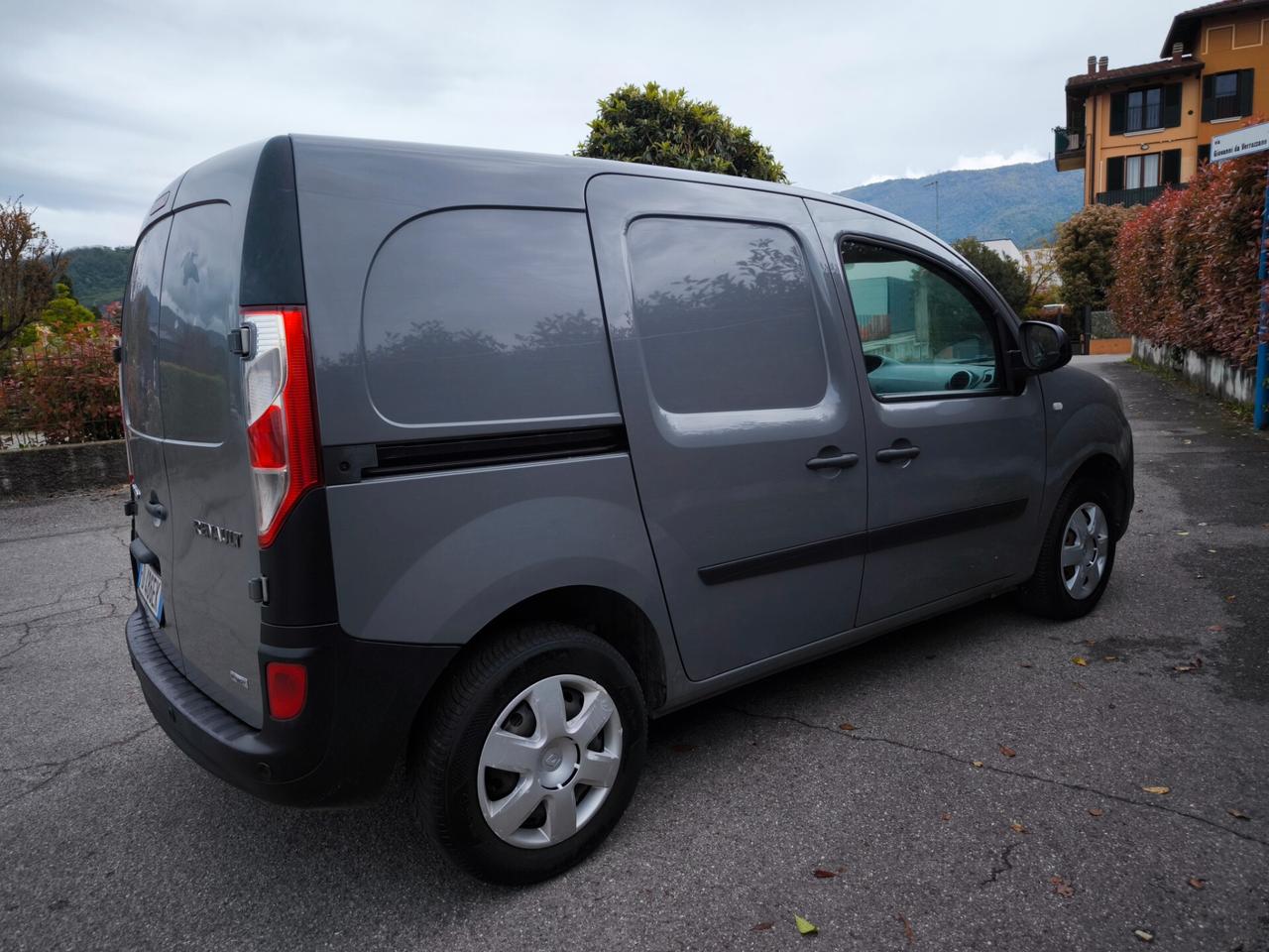 RENAULT KANGOO 1,5 DCI-KM 70000-2016-EURO 6B-IVA COMPRESA
