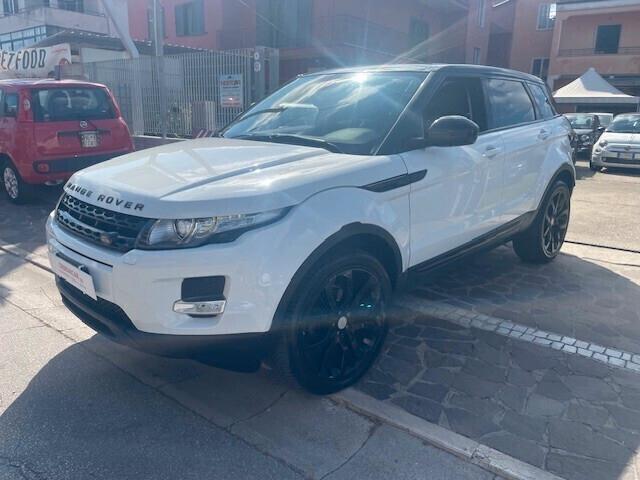 Land Rover Range Evoque 2.2 TD4 5p. Pure