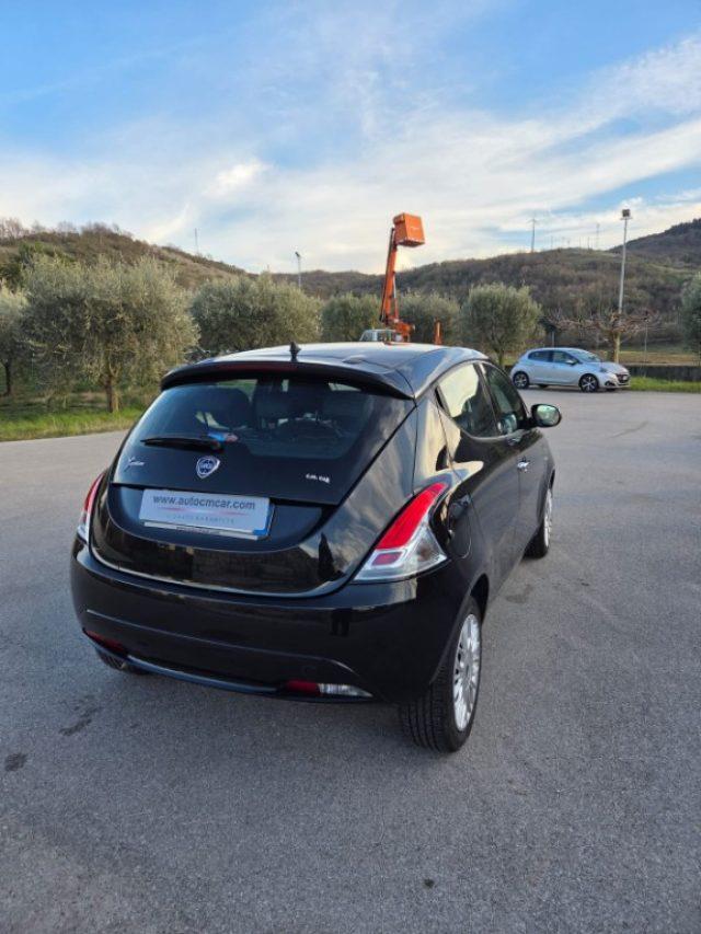 LANCIA Ypsilon 1.2 69 CV 5 porte GPL Ecochic Gold