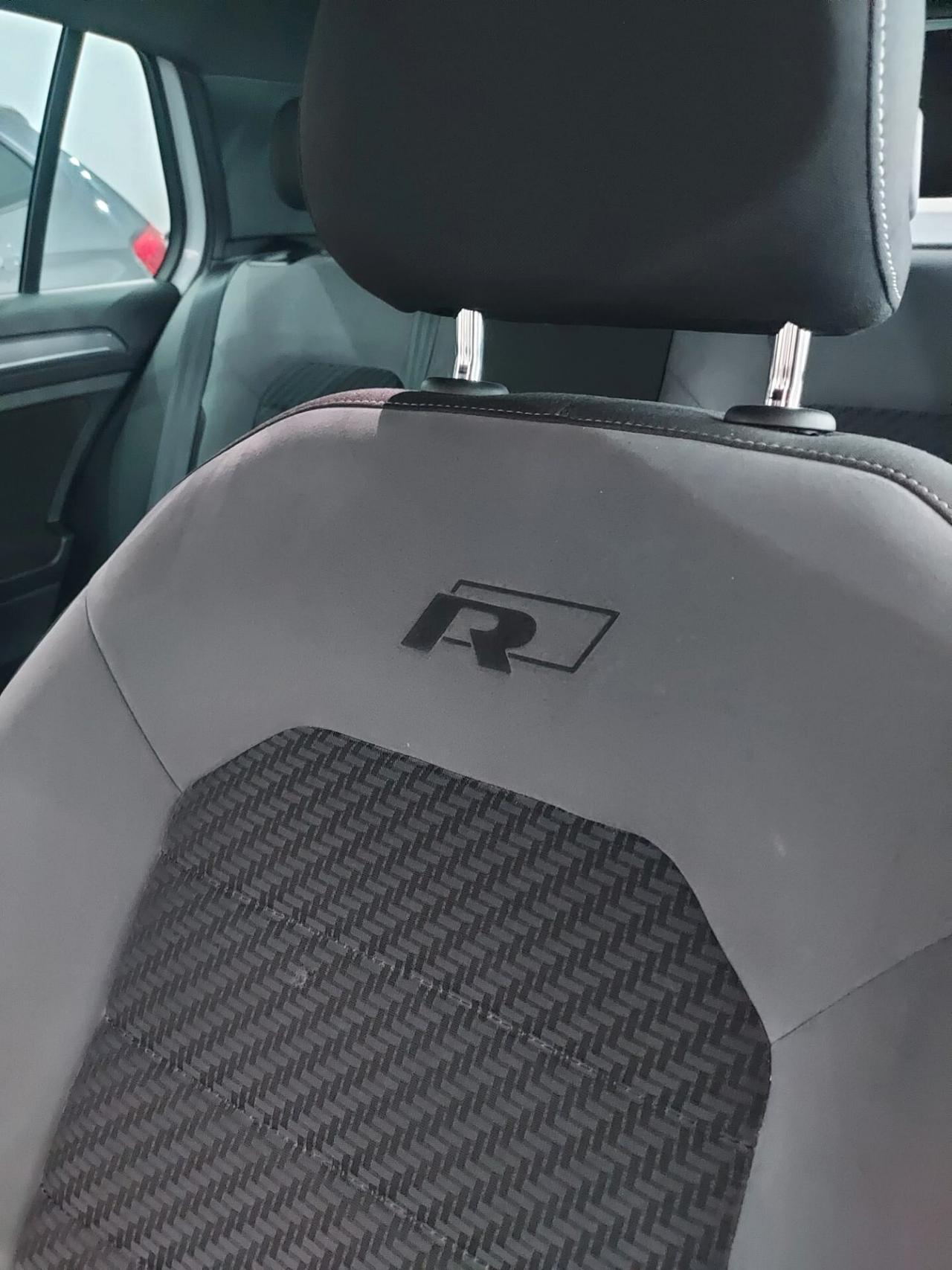 Volkswagen Golf 1.6 TDI 115 CV 5p. R-LINE 2018