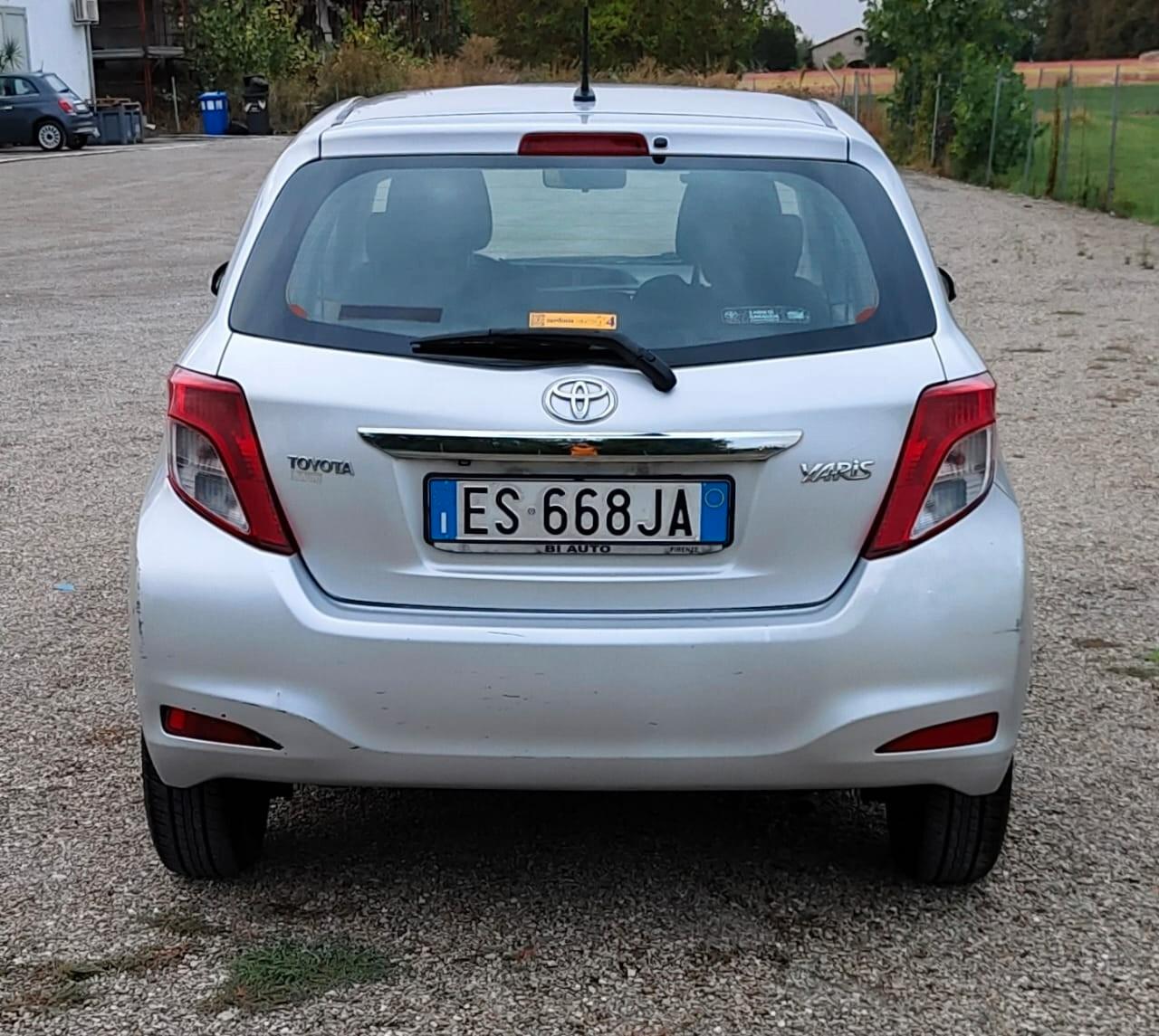 Toyota Yaris 1.4 D-4D 5 porte Lounge