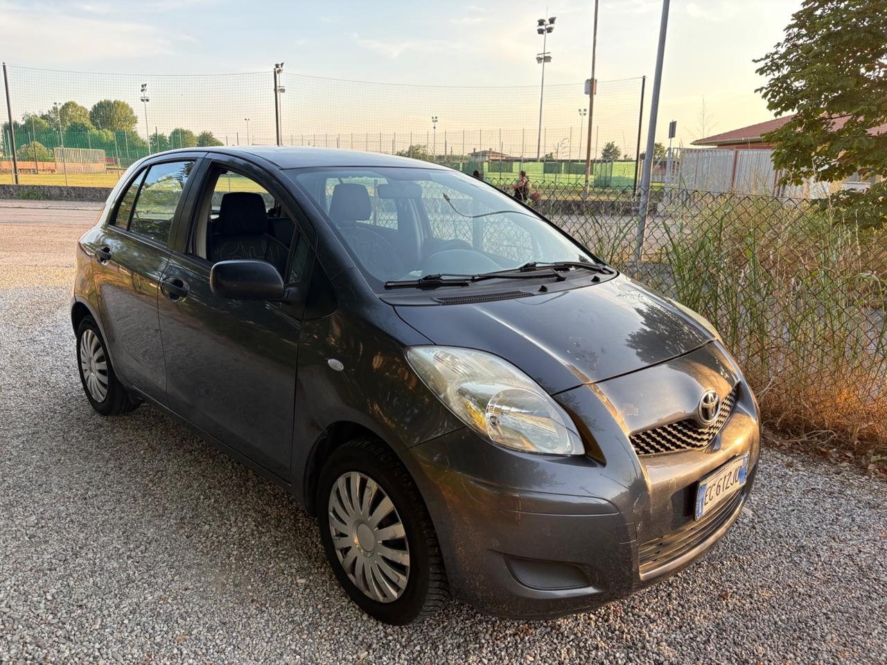 Toyota Yaris 1.0 5 porte 96cv GPL