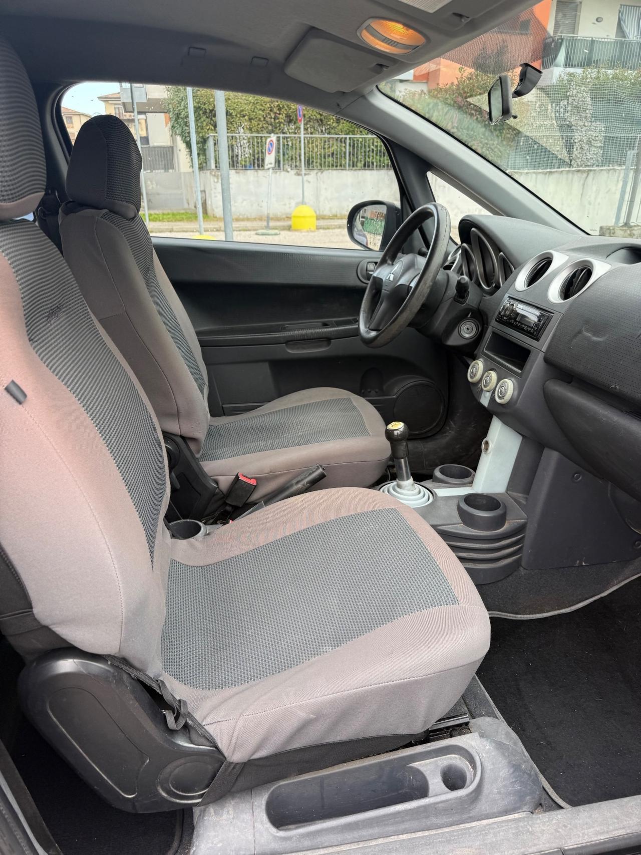 Mitsubishi Colt 1.1 12V 3p. CZ3