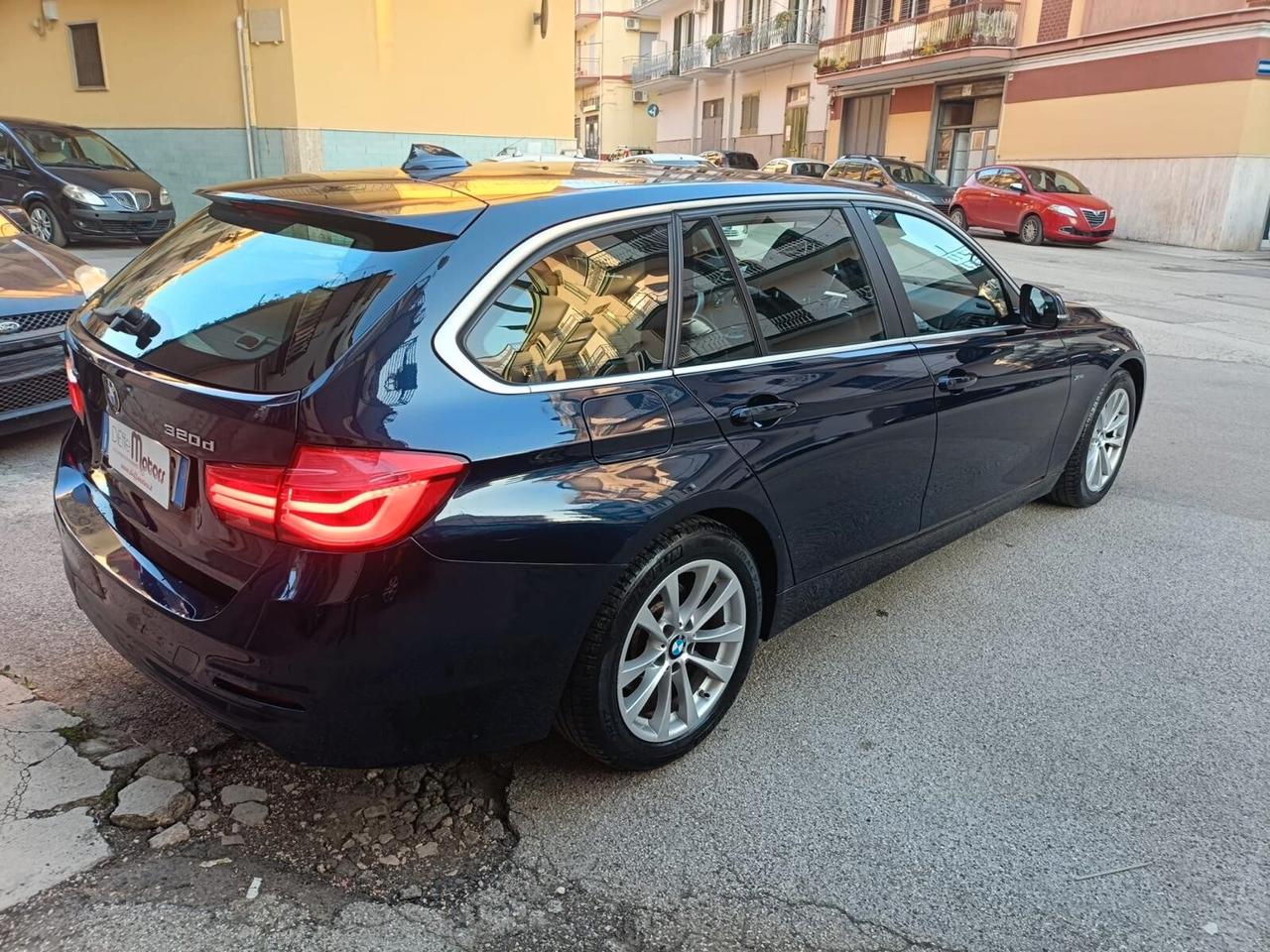 Bmw 320 320d Efficient Dynamics Touring Business Advantage aut.