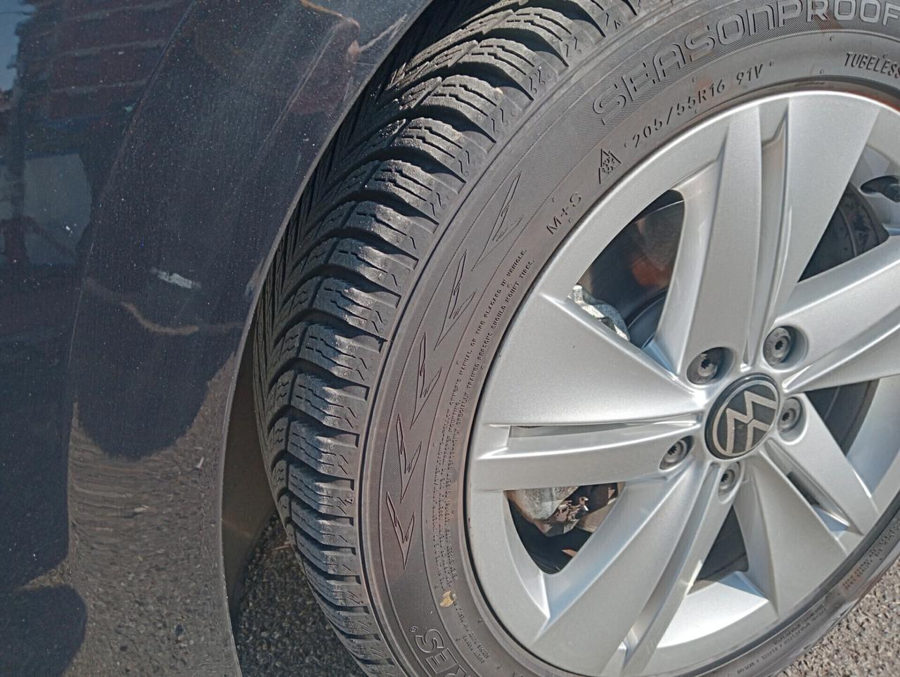 Volkswagen Golf 1.0 TSI EVO Life X Neopatentati