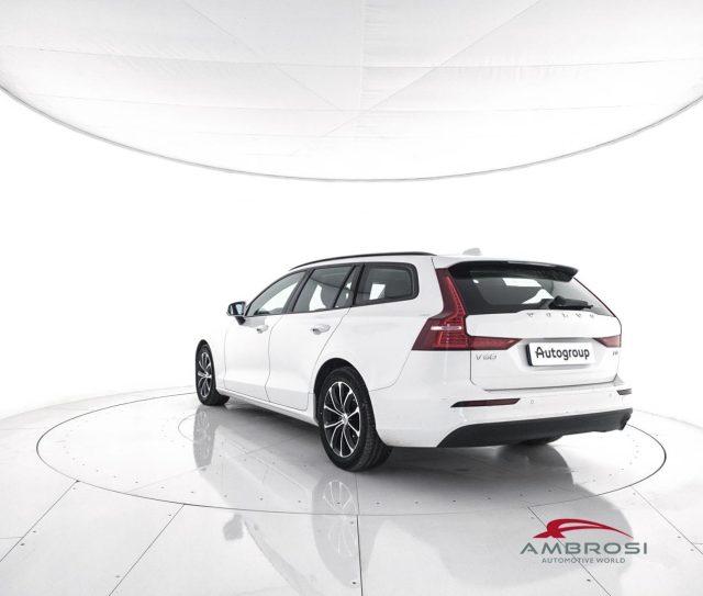 VOLVO V60 D3 Business - AUTOCARRO N1