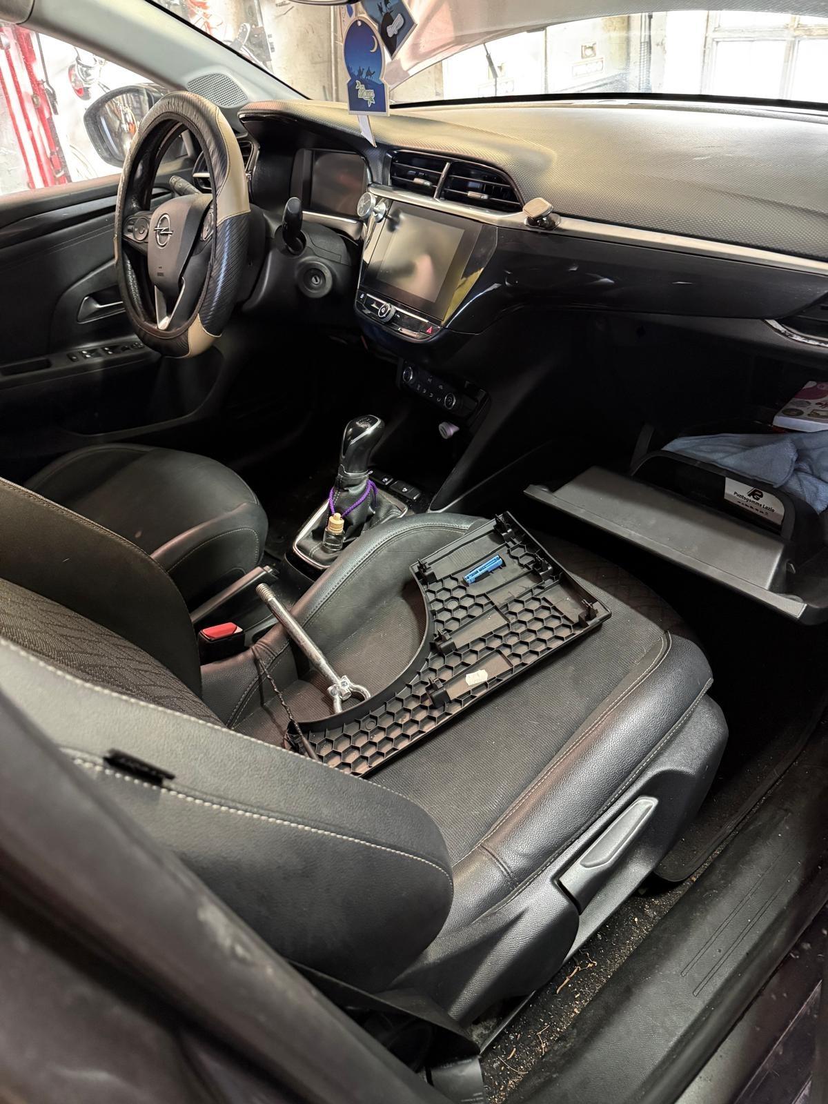 Opel Corsa MOTORE ROTTO