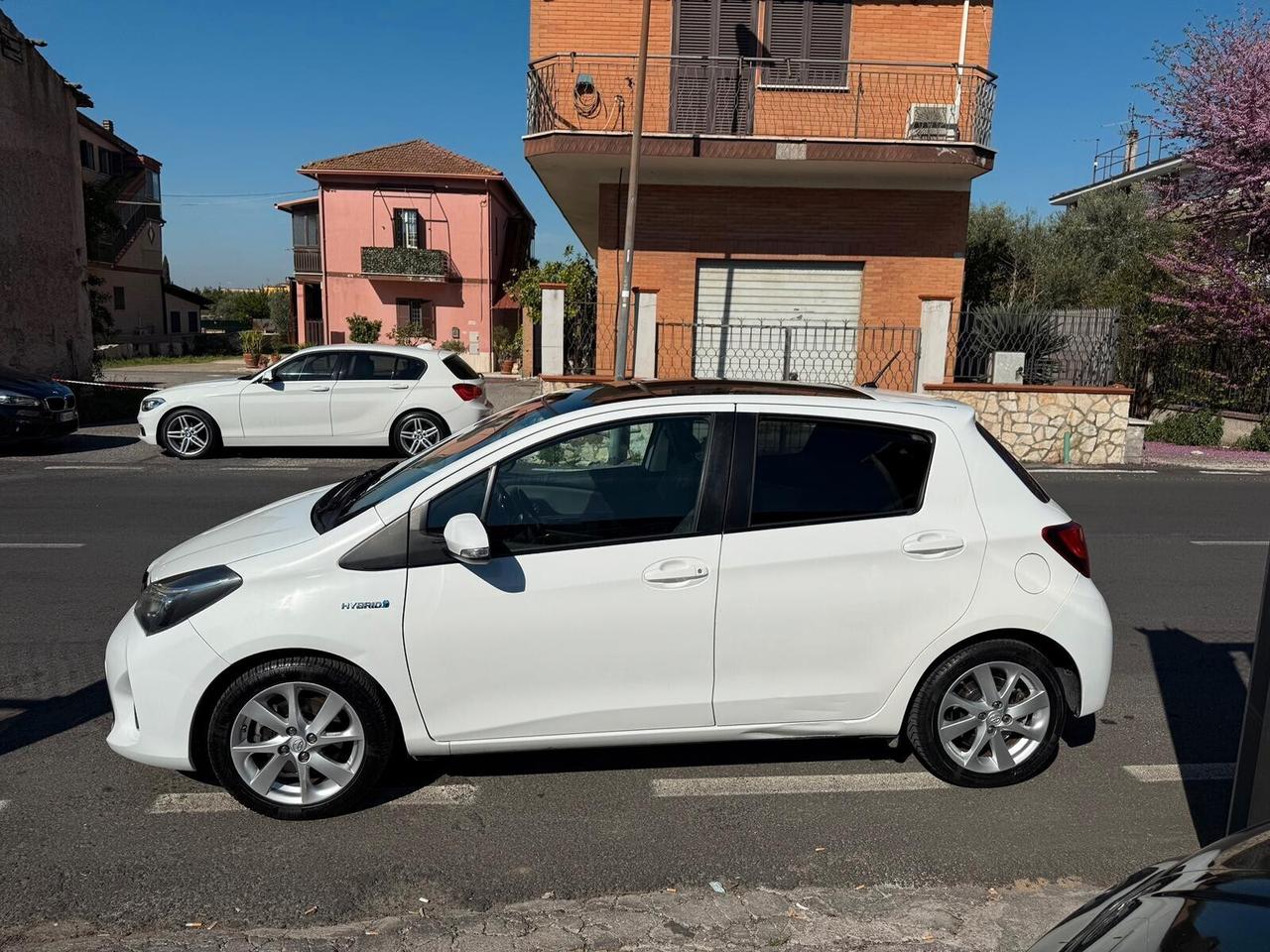 Toyota Yaris 1.5 Hybrid 5p - Full opt - Automatica - Tutto incluso