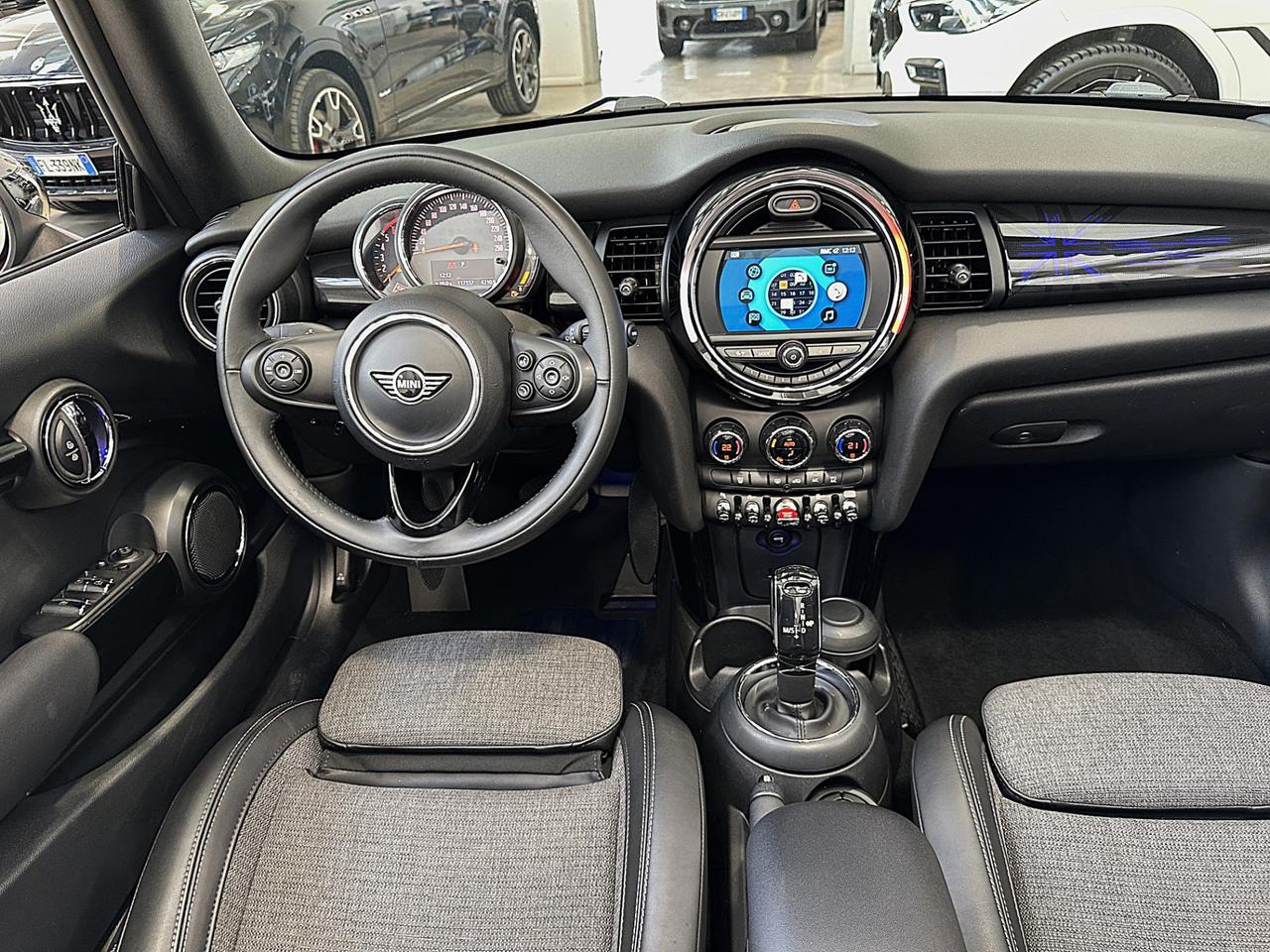 Mini Cabrio Cooper D Hype 1.5 Auto-LED-17"-Telecamera-Carplay-Pack Luci