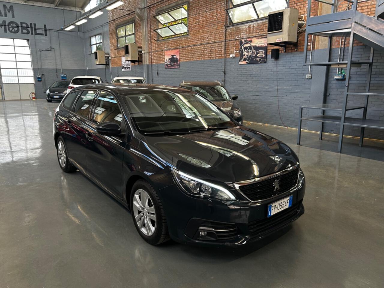 Peugeot 308 BlueHDi 120 S&S SW Business