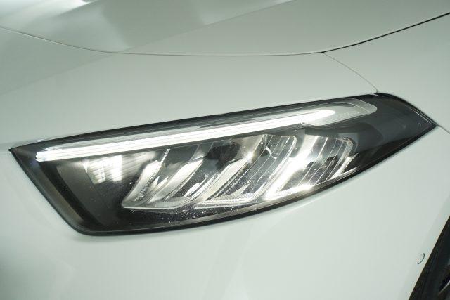 MERCEDES-BENZ A 180 A 180 d Automatic Advanced