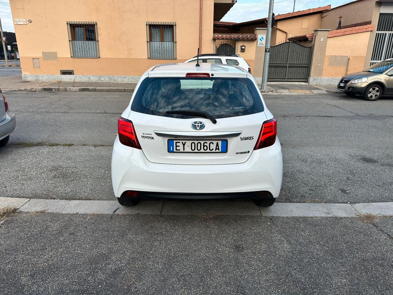 Toyota Yaris 1.5 Hybrid 5 porte CoolTo