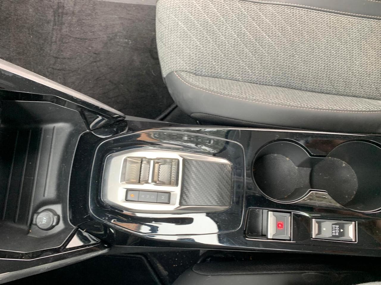 Peugeot 208 PureTech 100 Stop&Start 5 porte Allure