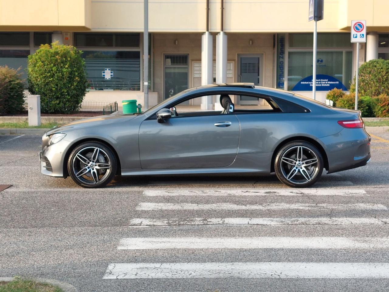 Mercedes-benz E 220 d 4Matic Auto Premium Plus