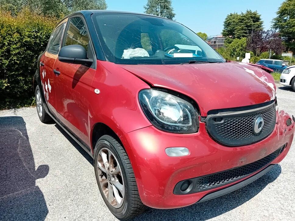 Smart ForFour 70 1.0 Youngster