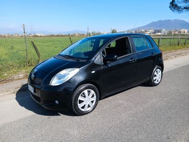 Toyota Yaris 1.3 5 porte Sol KM CERTIFICATI