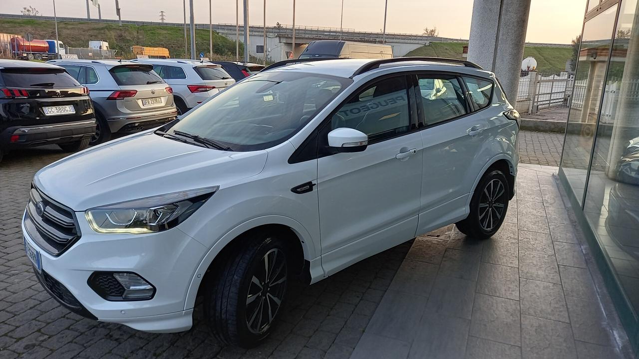 Ford Kuga 1.5 EcoBoost 120 CV S&S 2WD ST-Line