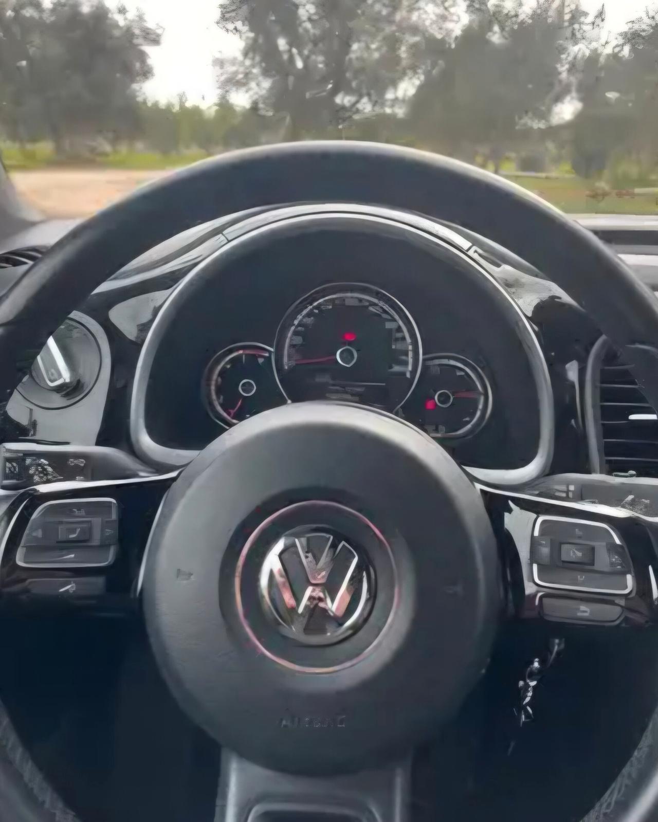 Volkswagen Maggiolino 1.6 TDI Design