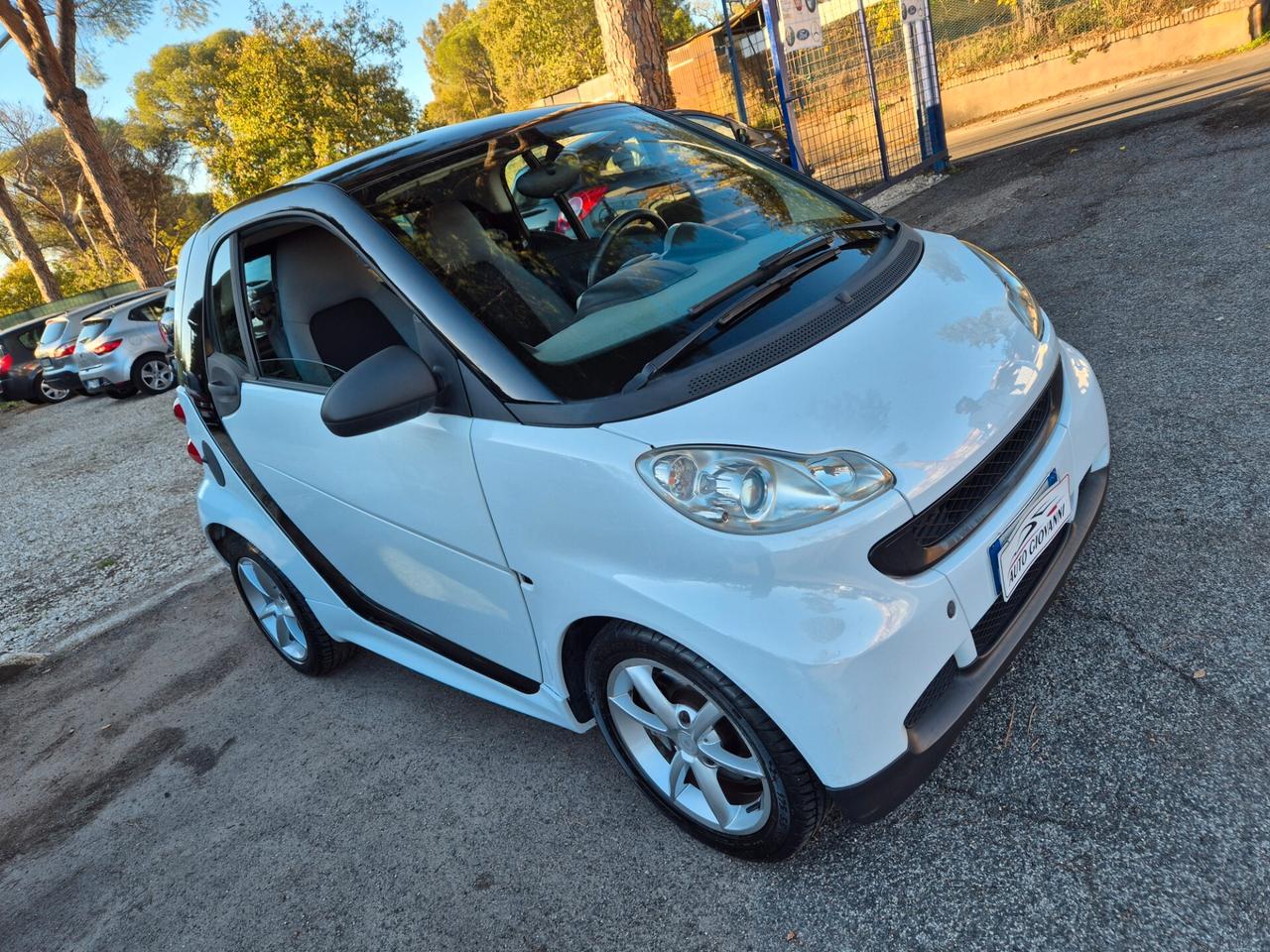 Smart ForTwo 1000 62 kW coupé passion