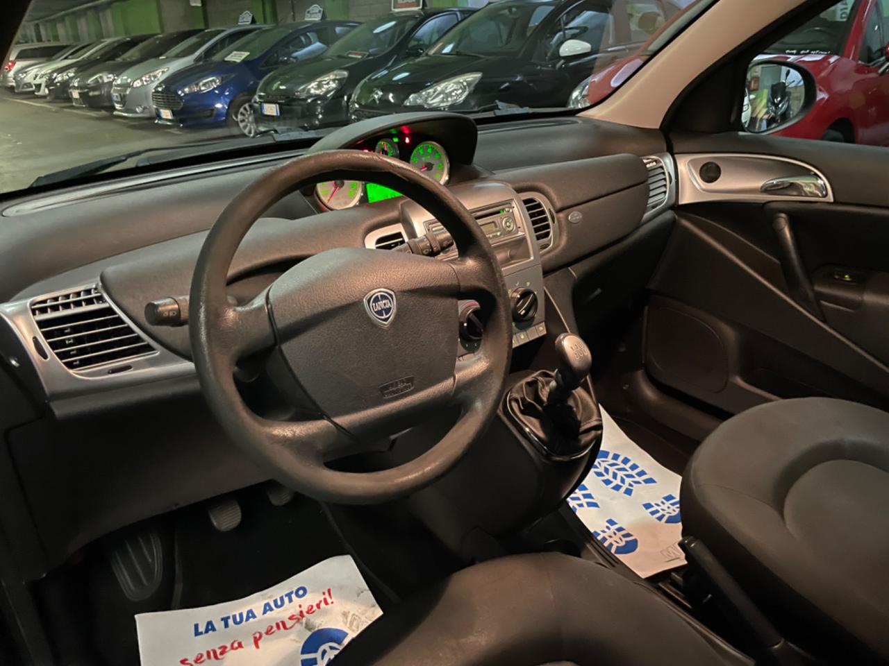 Lancia Ypsilon 1.2 Neopatentati Euro 5