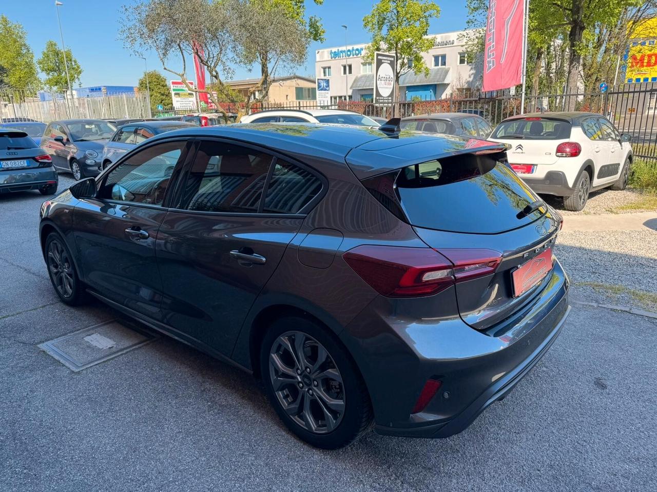 Ford Focus 1.0 EcoBoost Hybrid 125 CV Powershift 5p. ST-Line