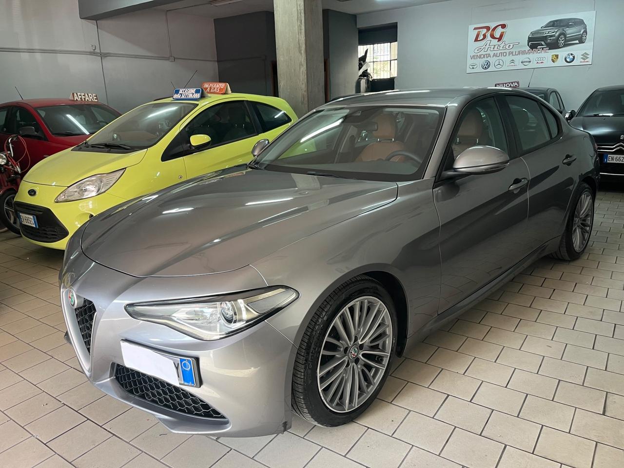 Alfa Romeo Giulia 2.2 180 CV AT8 Business Sport Launch Ed.