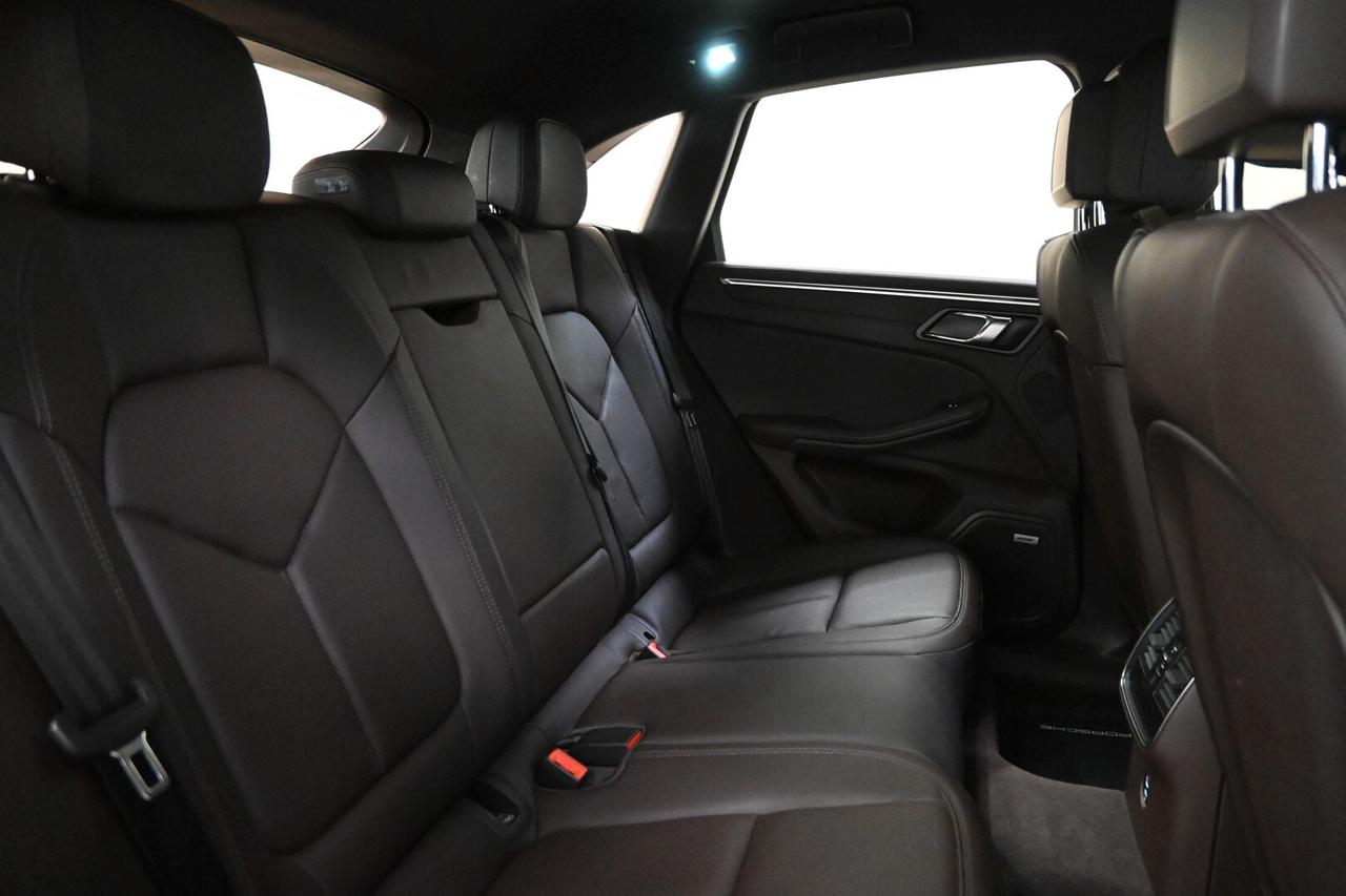 PORSCHE Macan 1ªs. '13-'25 Macan 2.0