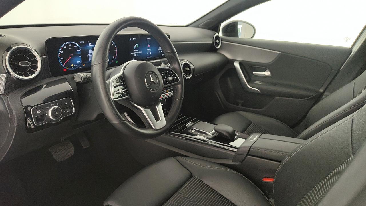 Mercedes-Benz A 180 d Sport auto