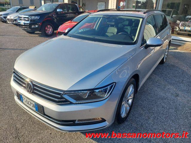 VOLKSWAGEN Passat Variant 2.0 TDI DSG Business VIRTUAL & PELLE & TETTO