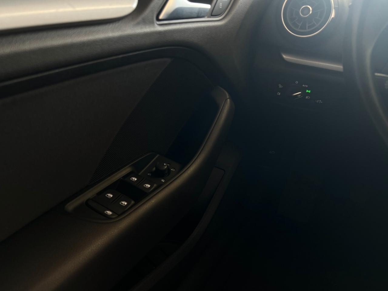 Audi A3 SPB 35 TDI Business
