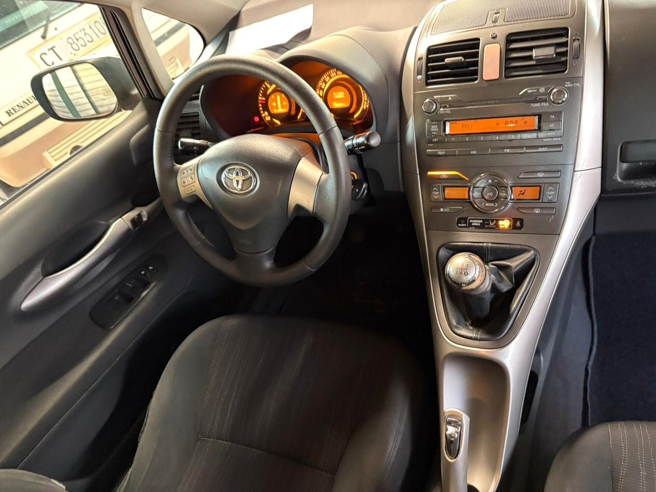 Toyota Auris 1.4 D-4D 5 porte
