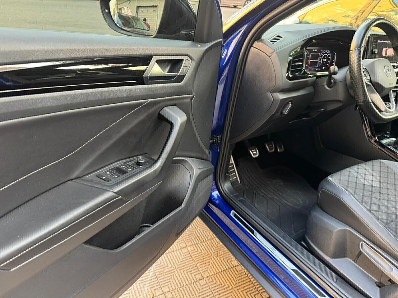 Volkswagen T-Roc 1.5 TSI ACT R-Line